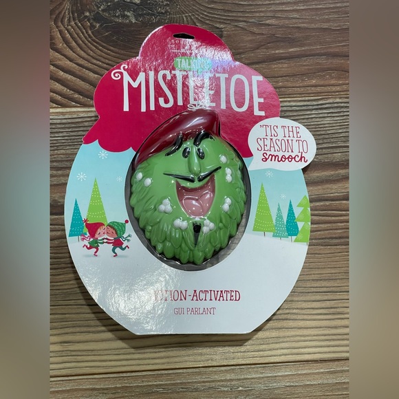 New Hallmark Talking Mistletoe Decoration Working Condition - Picture 1 of 7